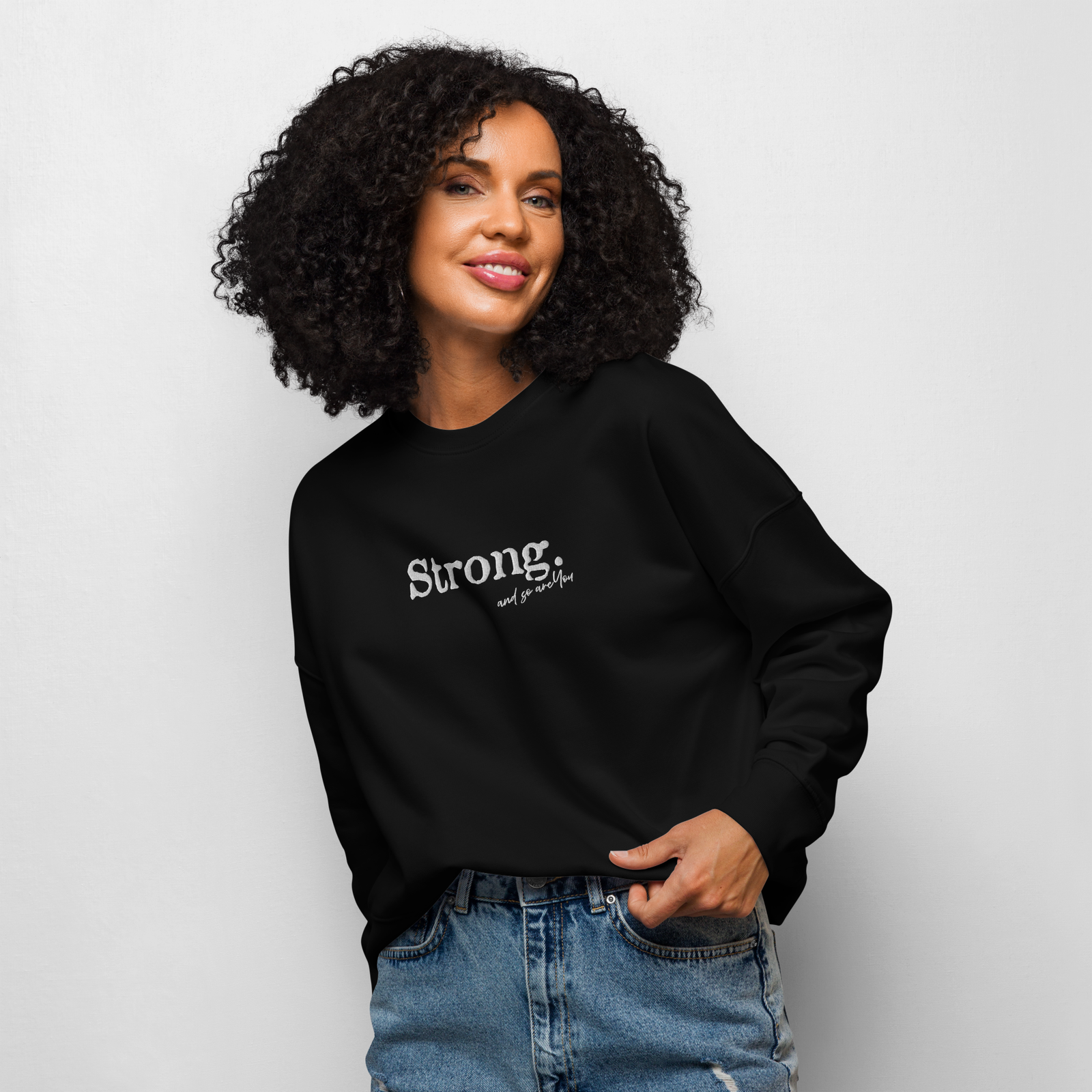 Black organic cotton crewneck sweatshirt with 'Strong' embroidery